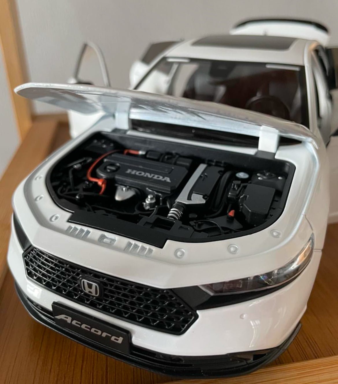 1:18 Honda Accord Sedan Diecast Model Collectible