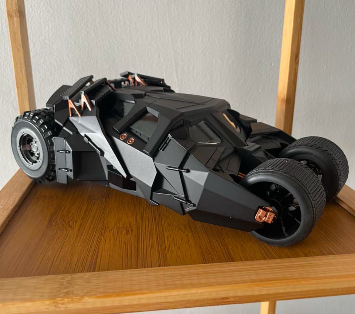 1/18 Batman Tumbler Batmobile 2005 Diecast Metal Model Car