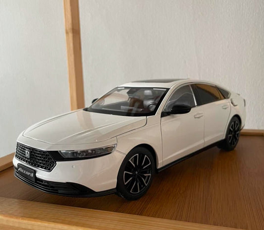 1:18 Honda Accord Sedan Diecast Model Collectible - Nexloop