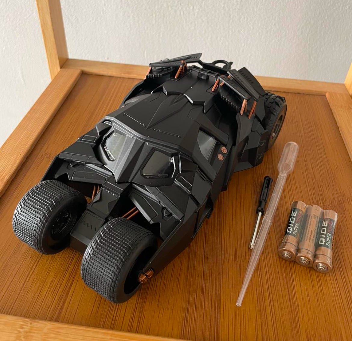 1/24 Batman Tumbler Batmobile 2005 Metal Model Car - Nexloop