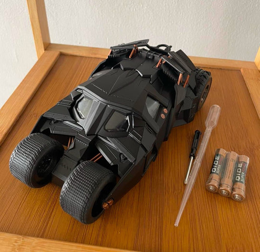 1/24 Batman Tumbler Batmobile 2005 Metal Model Car