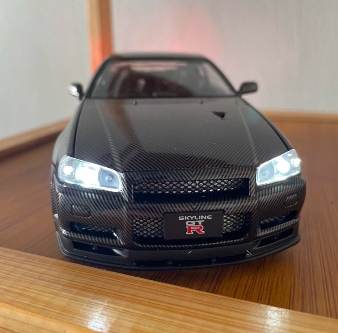 1:24 Nissan Skyline GT - R R34 Diecast Model Car Sports Vehicle Collectible - Nexloop