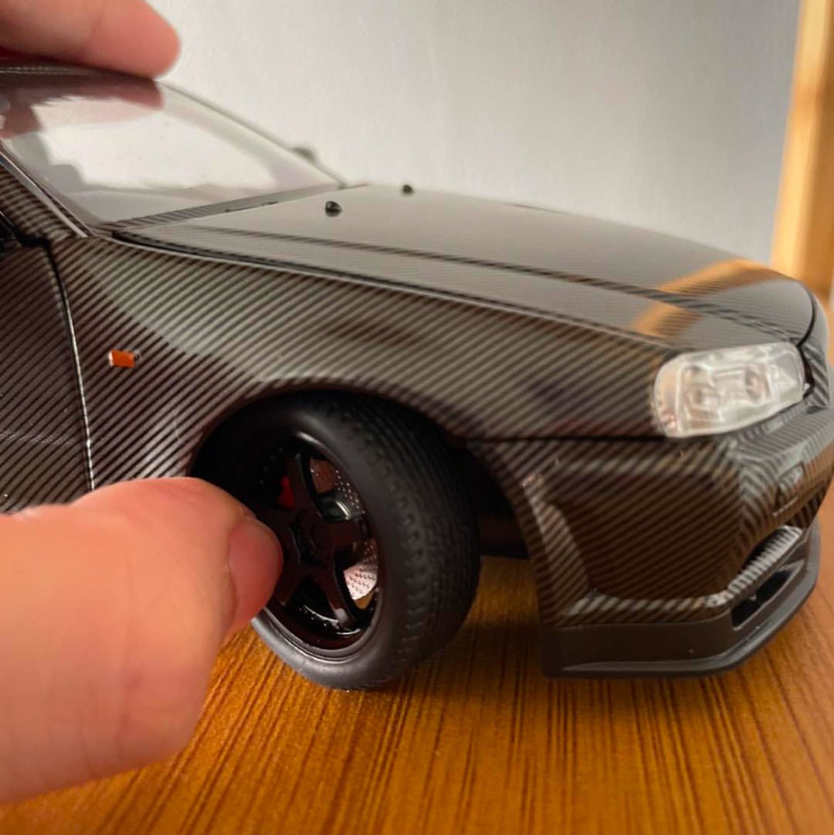 1:24 Nissan Skyline GT - R R34 Diecast Model Car Sports Vehicle Collectible - Nexloop