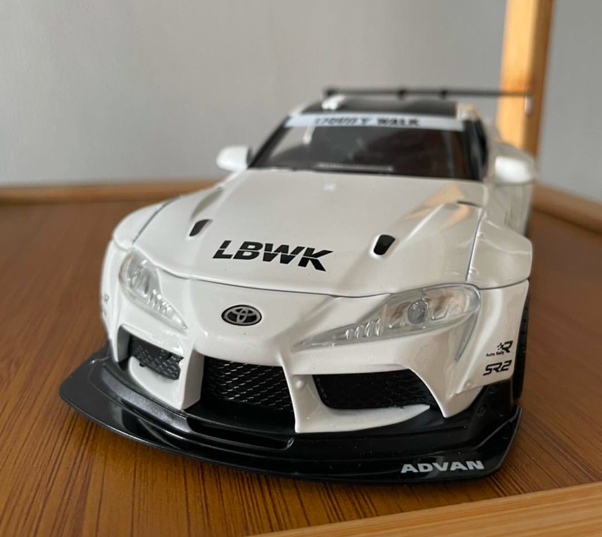 1/22 Toyota Supra LBWK Diecast Model Sound Light White Racing Car Collectible