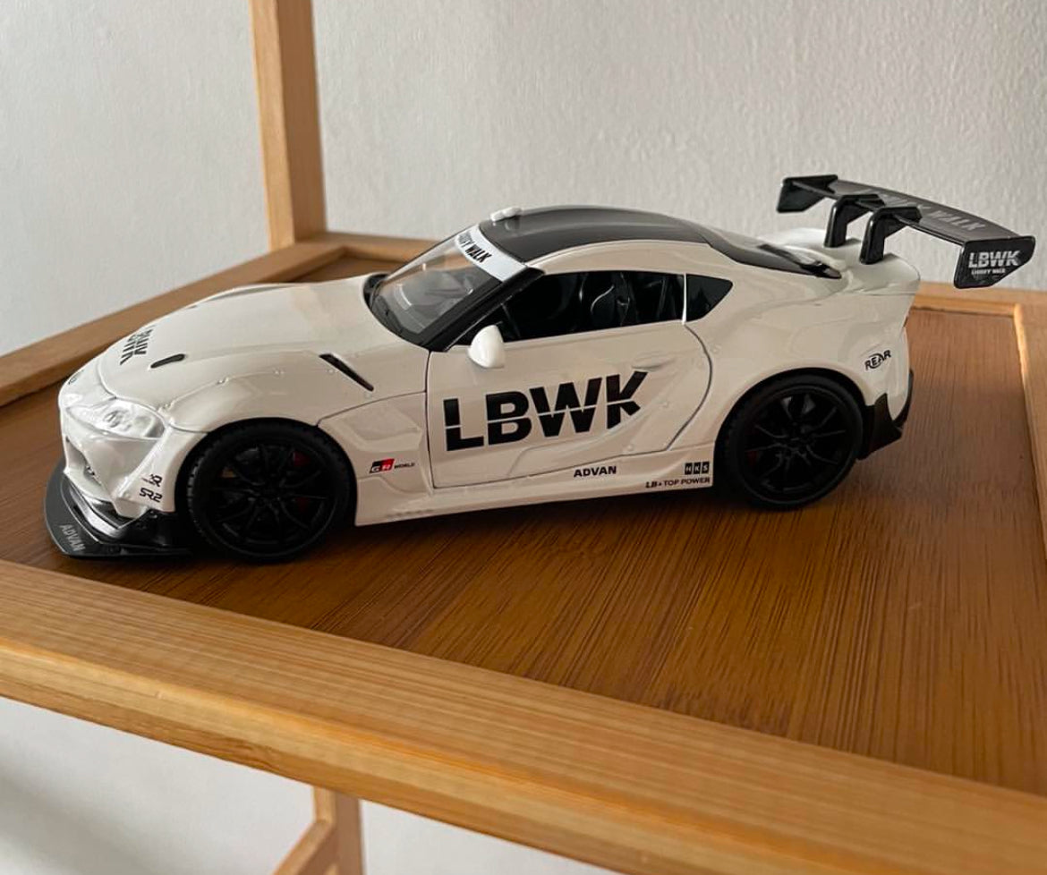 1/22 Toyota Supra LBWK Diecast Model Sound Light White Racing Car Collectible