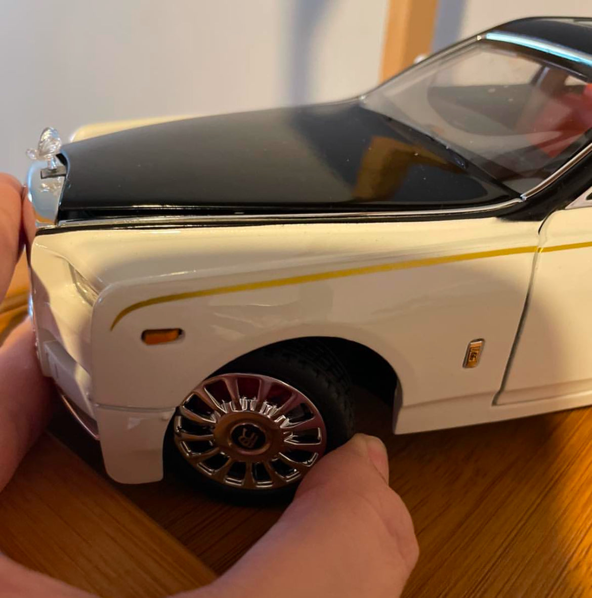 1:18 Rolls-Royce Phantom Model Car Collectible