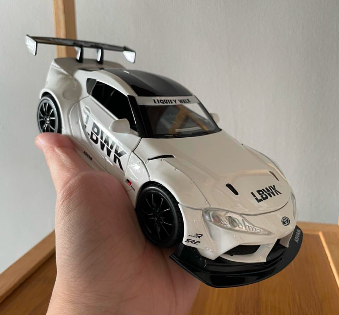 1/22 Toyota Supra LBWK Diecast Model Sound Light White Racing Car Collectible