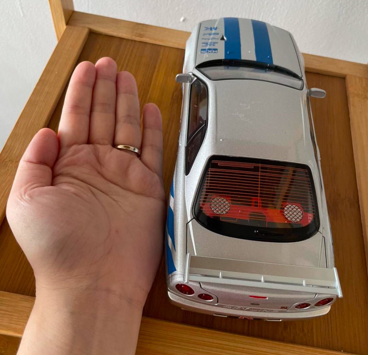 Large 1:18 Nissan Skyline GT - R R34 Diecast Model Car Sports Vehicle Collectible - Nexloop