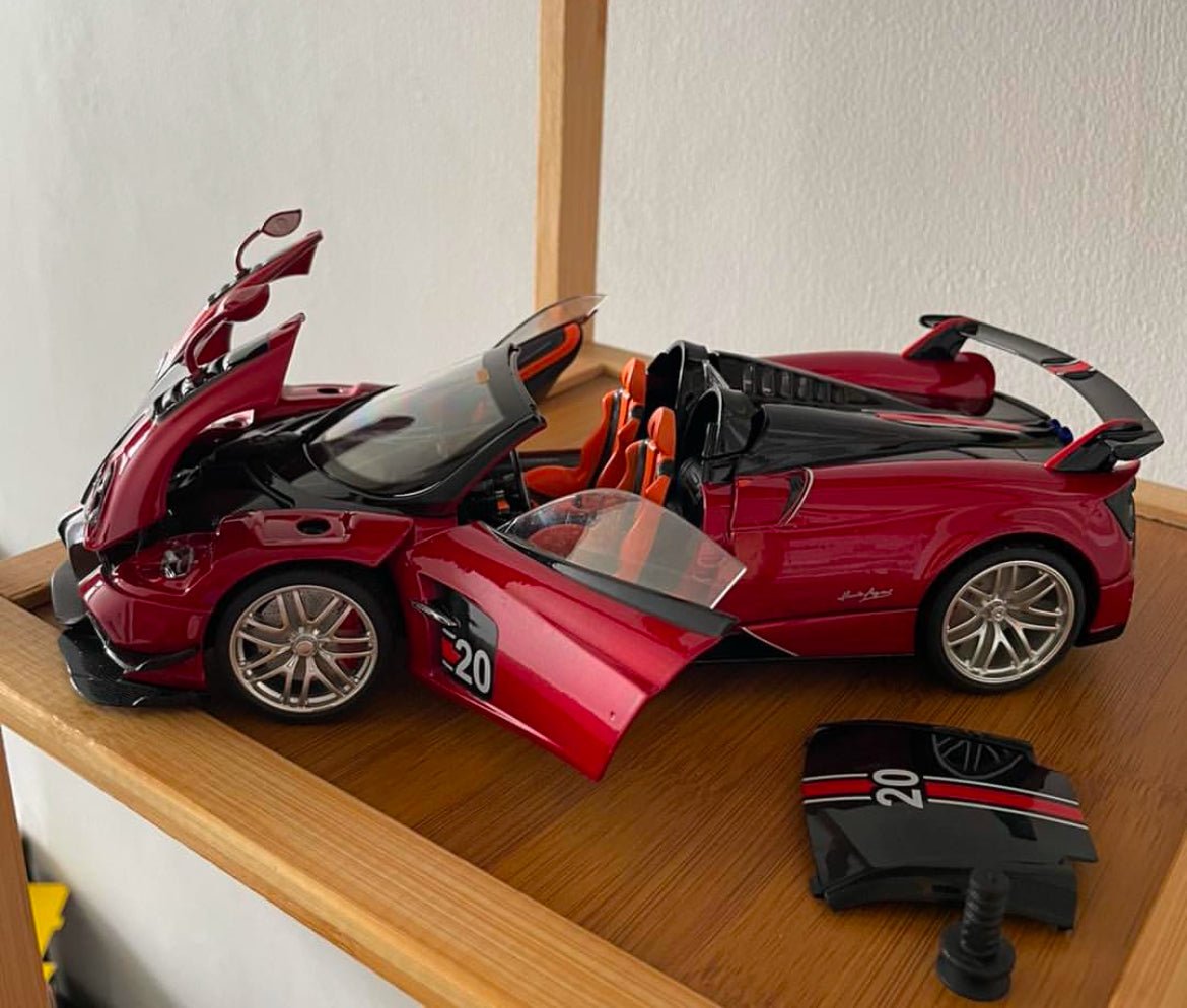 Large 1/18 Pagani Huayra Red Diecast Model Supercar - Nexloop