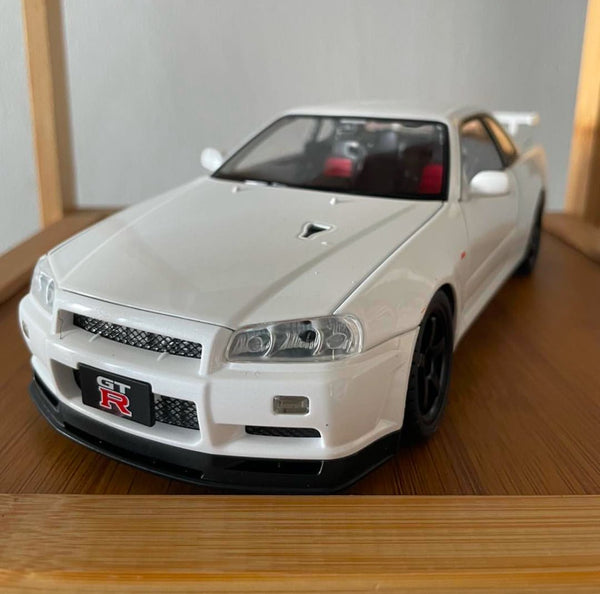 Large White 1:18 Nissan Skyline GT - R R34 Diecast Model Collectible - Nexloop
